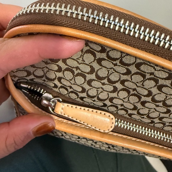 Coach Signature Brown and Tan Toiletry Cosmetic Bag Pouch Case - Picture 4 of 12